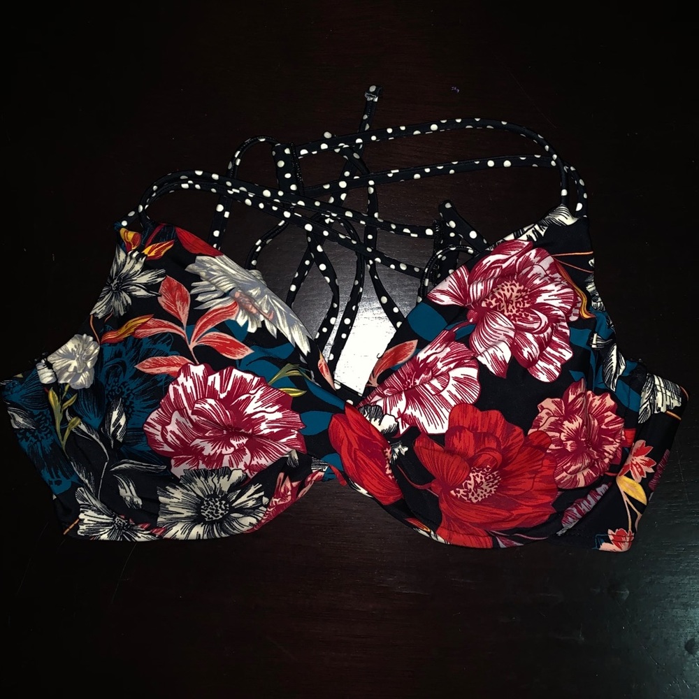 Bikini top